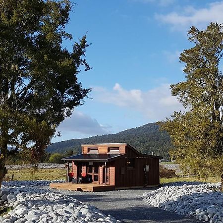 Cosy Cabin In The Paddocks - Breakfast Included Franz Josef Exterior photo